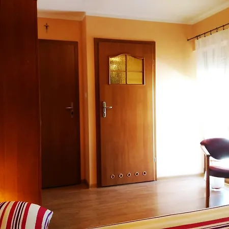 Posejdon Nocleg ze śniadaniem 3*