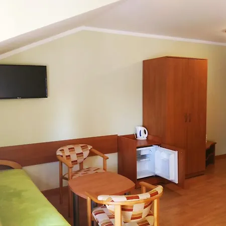 Posejdon Nocleg ze śniadaniem 3*